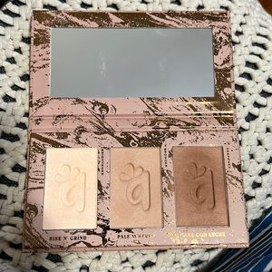 Alamar Cosmetics Hydrating Complexion Trio In Fair-Light